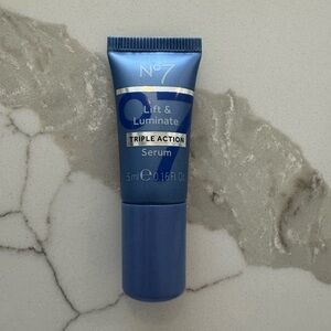 🌸5/$25🌸 No 7 lift and illuminate triple action serum